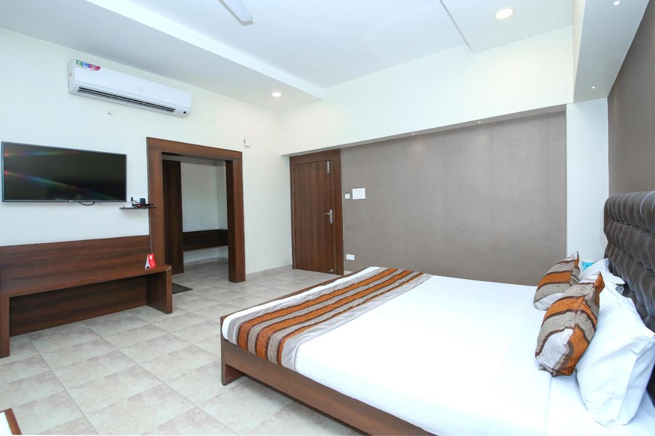 Hotel Jabali Palace Jabalpur Bagian luar foto