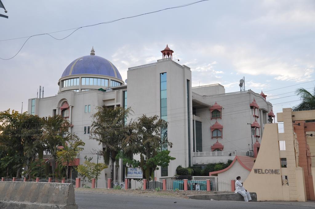 Hotel Jabali Palace Jabalpur Bagian luar foto