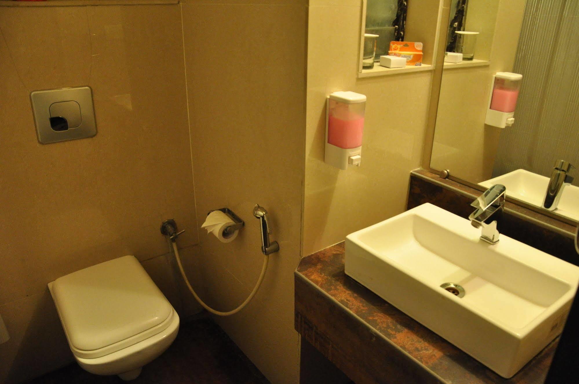Hotel Jabali Palace Jabalpur Bagian luar foto